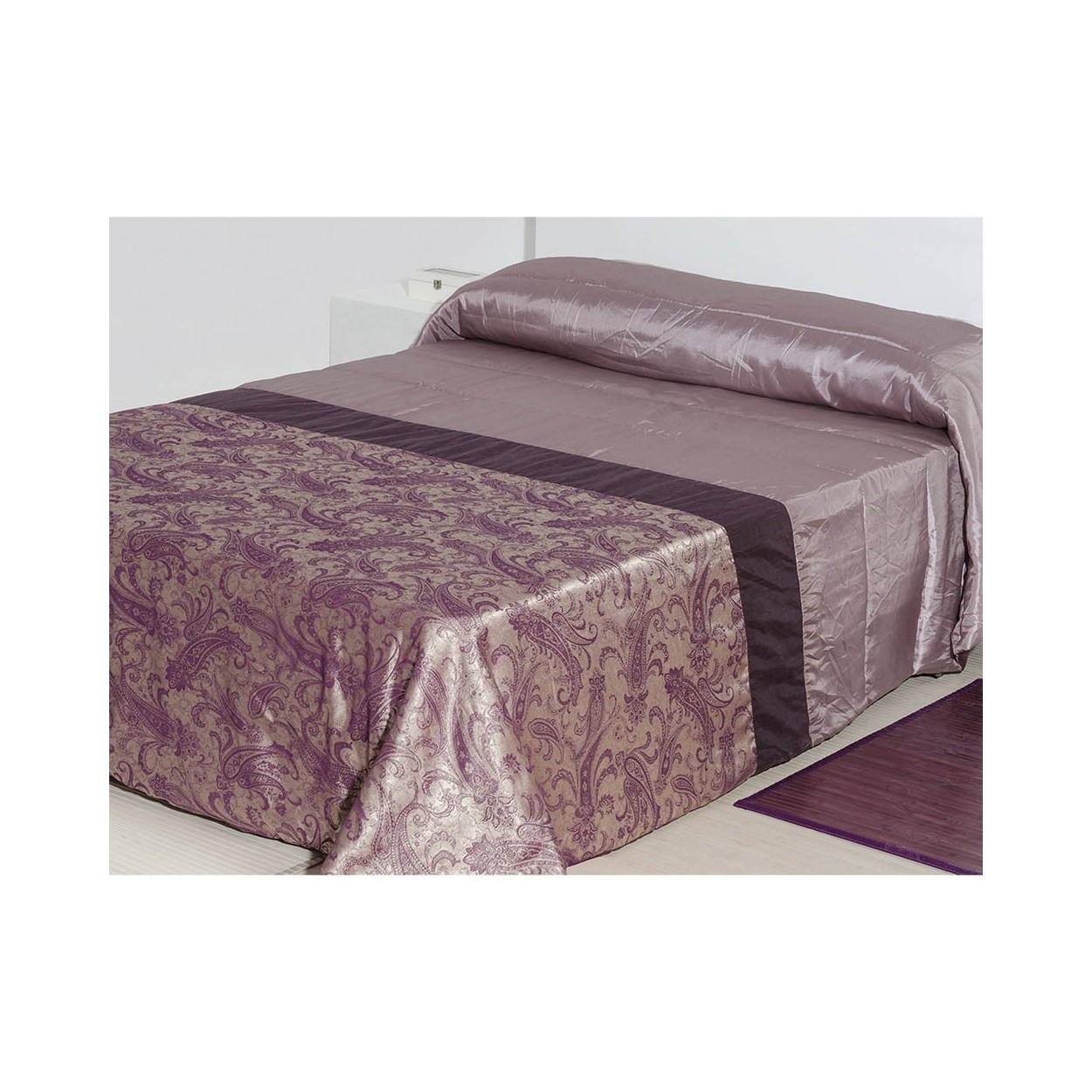 Colcha para cama malva de tafetán (240x260)
