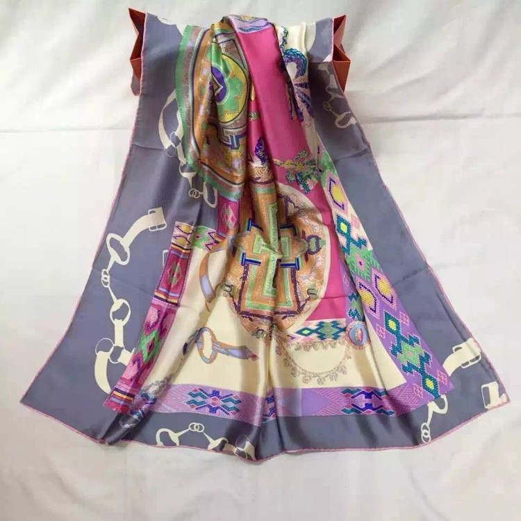 FOULARD DE SOIE 100% NATURELLE VIWIN & SOIE