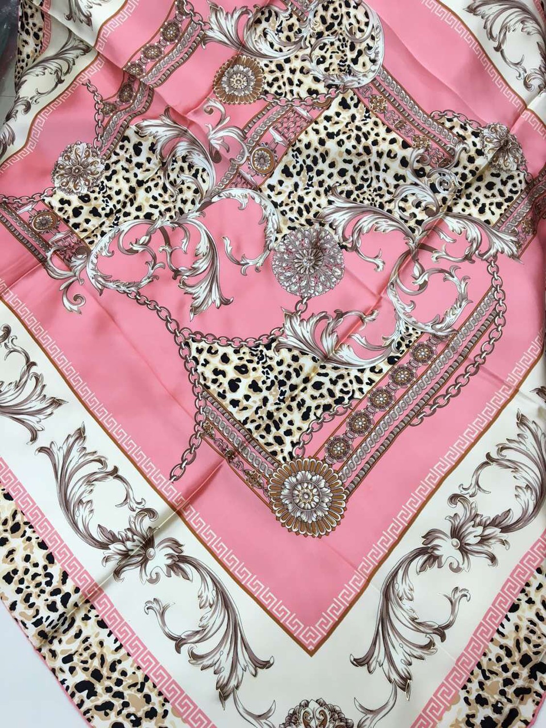 NEW SILK HANDKERCHIEF 100% NATURAL VIWIN & SILK