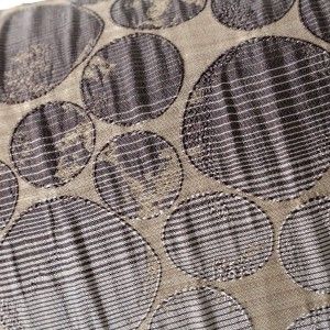 Cuscino quadrato con filler grigio-grigio scuro, tessuto jaquard