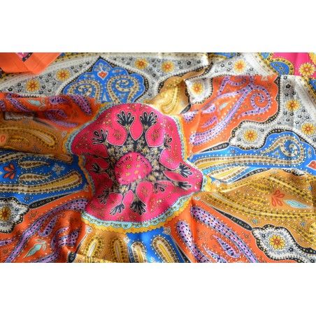 Pañuelo  de seda 100% natural, modelo coral naranja, de Hogar y Mas