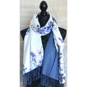 Pañuelo  de seda 100% natural, con dos caras y  flecos, blanco y morado,  de Hogar y Mas