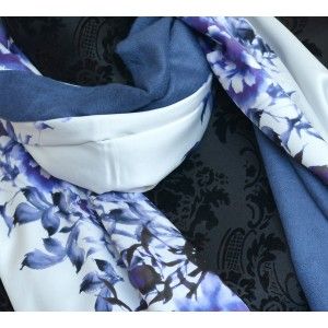 Pañuelo  de seda 100% natural, con dos caras y  flecos, blanco y morado,  de Hogar y Mas