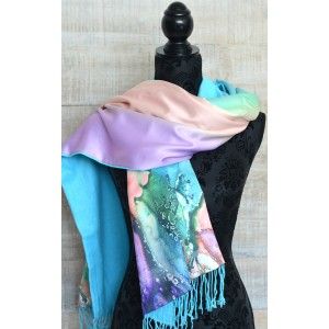 Pañuelo  de seda 100% natural, con dos caras y  flecos, modelo agua azul, colección otoño-invierno,  de Hogar y Mas
