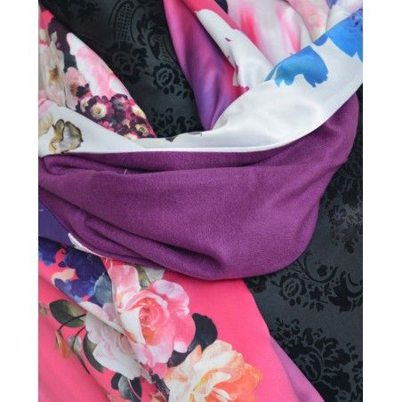 Pañuelo  de seda 100% natural, con dos caras y  flecos, modelo primavera morado, colección otoño-invierno,  de Hogar y Mas