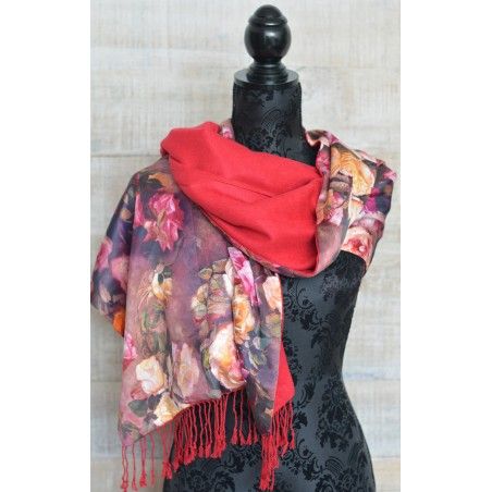 Pañuelo  de seda 100% natural, con dos caras y  flecos, modelo clásico multicolor , colección otoño-invierno,  de Hogar y Mas