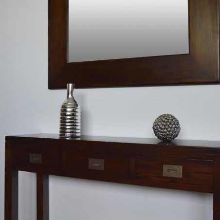 Miroir de Barcelone de bois. Conception robuste et de l'artisanat. La maison et plus