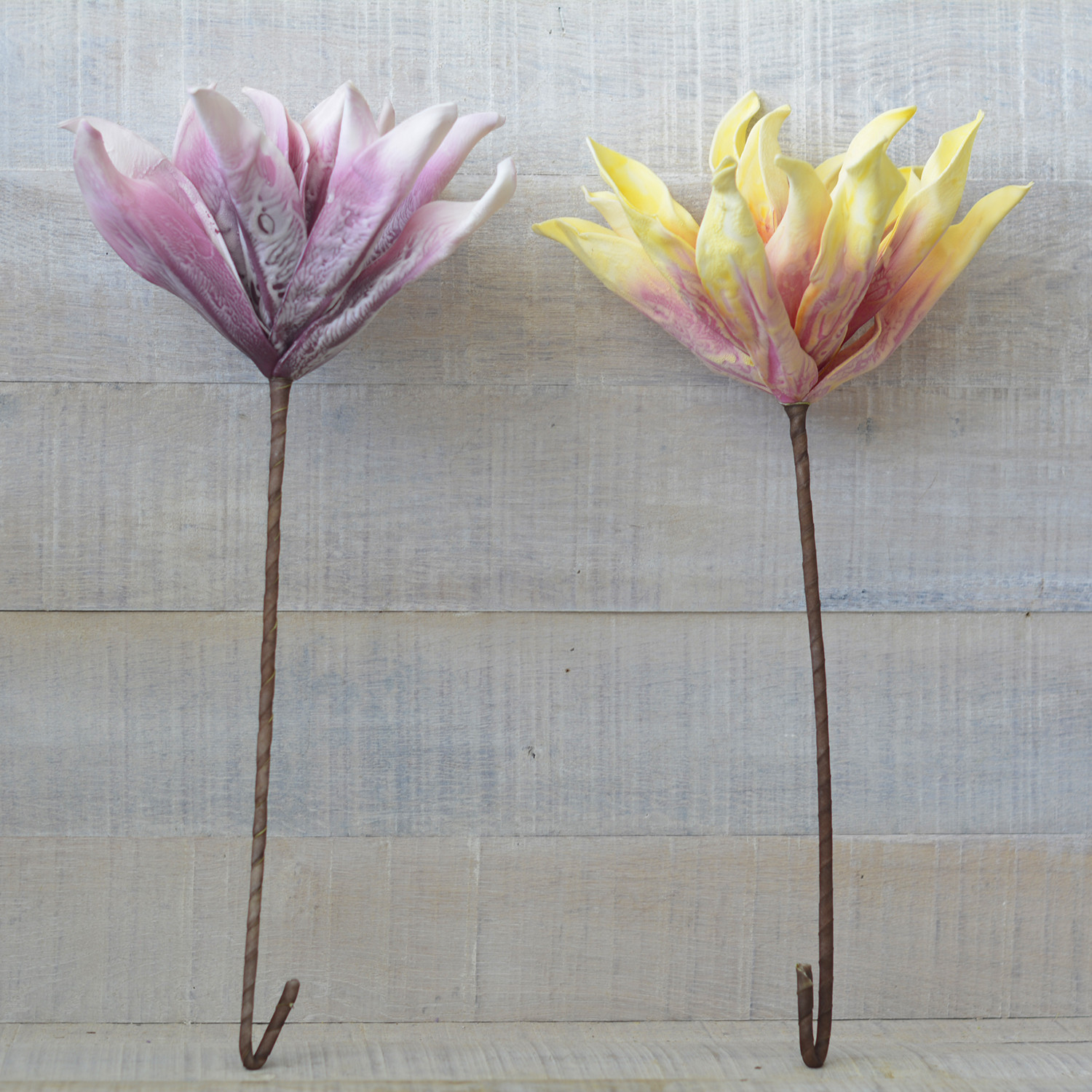 Fleur artificielle en Caoutchouc Eva rembourrée (65cm) en Deux coloris, Home et plus