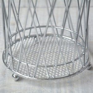 Cubertero of metal. Industrial design. Home and more