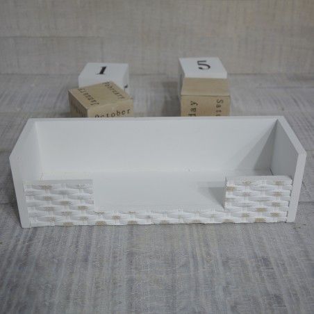 La maison et plus - Calendrier perpétuel en bois. Style naturel avec dessin blanc.