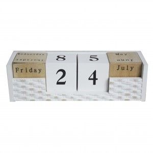 La maison et plus - Calendrier perpétuel en bois. Style naturel avec dessin blanc.