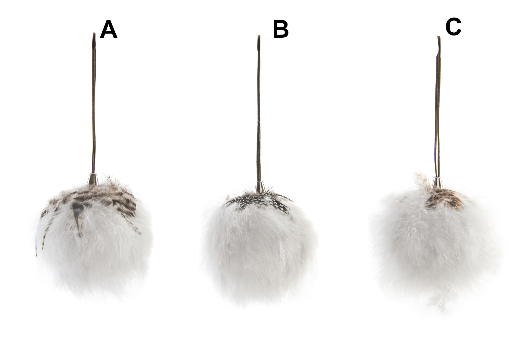 Home and More - Ball decorative original soft touch to hang covered with hair and feathers Cotton World