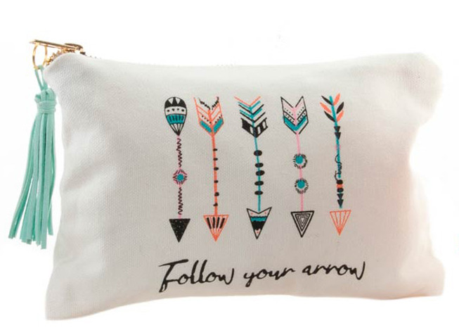 Neceser para maquillaje o productos de higiene. Diseño con mucho color. Diseño Tribal 21 x 14 cm - Hogar y más