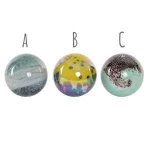 Bola Decorativa realizada en Cristal, Multicolor. Diseño Abstracto, con estilo Contemporáneo. Diámetro de 12cm - Hogar y Más