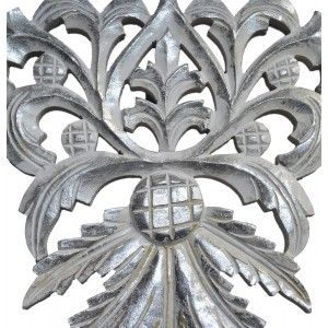 Wood wall shelf (38x16x38 cm). Silver color 