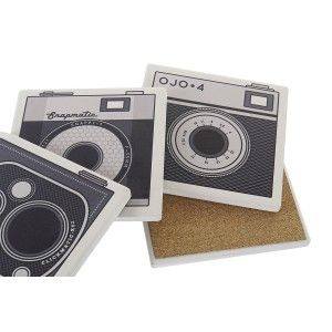 Set de 4 Posavasos, Cuadrados, Con Diseño de Cámara, Realizado en Dolomite. Diseño Vintage/ Moderno  10,8X10,8X0,7 cm