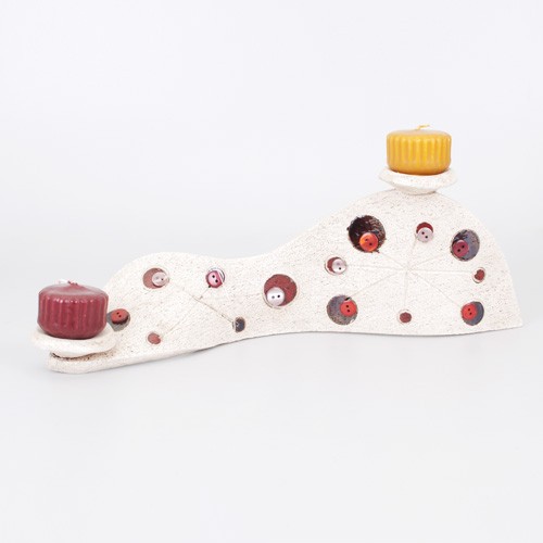 Porte-bougie en courbe avec des boutons