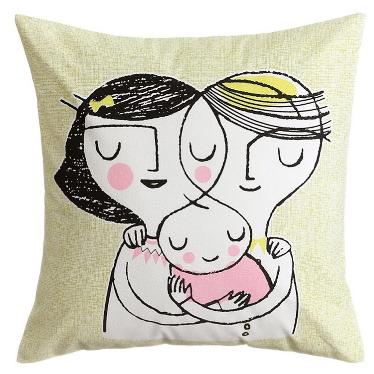 Cojín con dibujo de una familia. amarillo y blanco