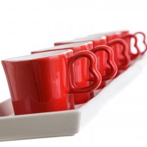 Tazza di Caffè Romantico in Ceramica Naturale, di Colore Rosso con Vassoio di Cinque Unità