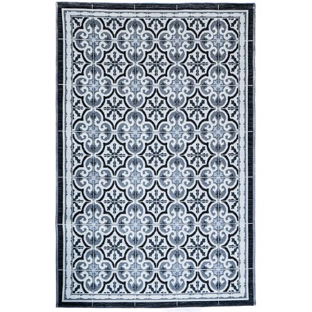 Alfombra con diseño de mosaico exterior e interior.