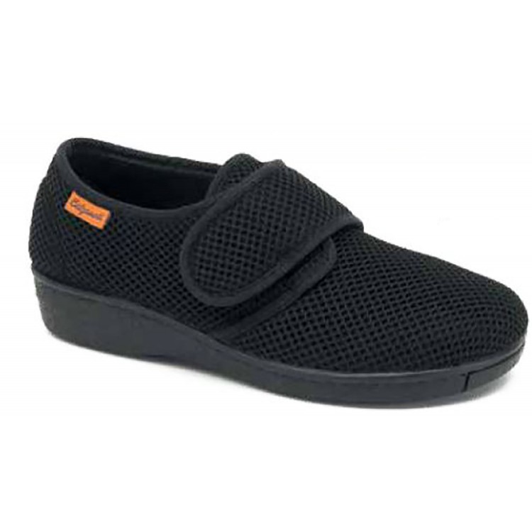 ZAPATILLA DE COLOR NEGRO. TALLA 35