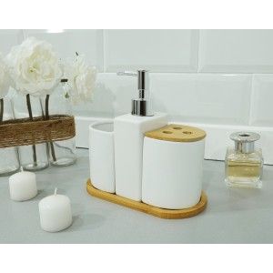 Juego de Baño de 3 Piezas, realizado en Cerámica y Bambú, de color Blanco. Diseño Limpio, con estilo Minimalista - Hogar y Más
