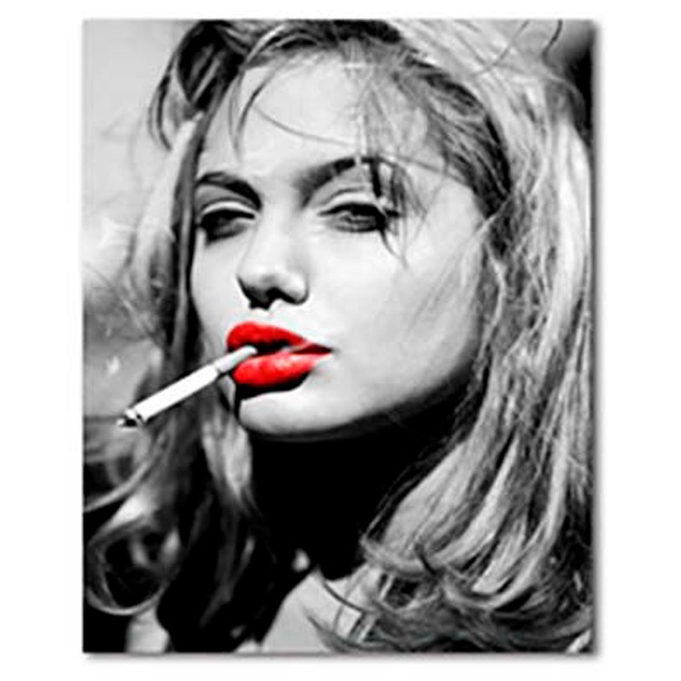 CUADRO DECORATIVO LIENZO MUJER FUMANDO BLANCO Y NEGRO LABIOS ROJOS 40X50CM